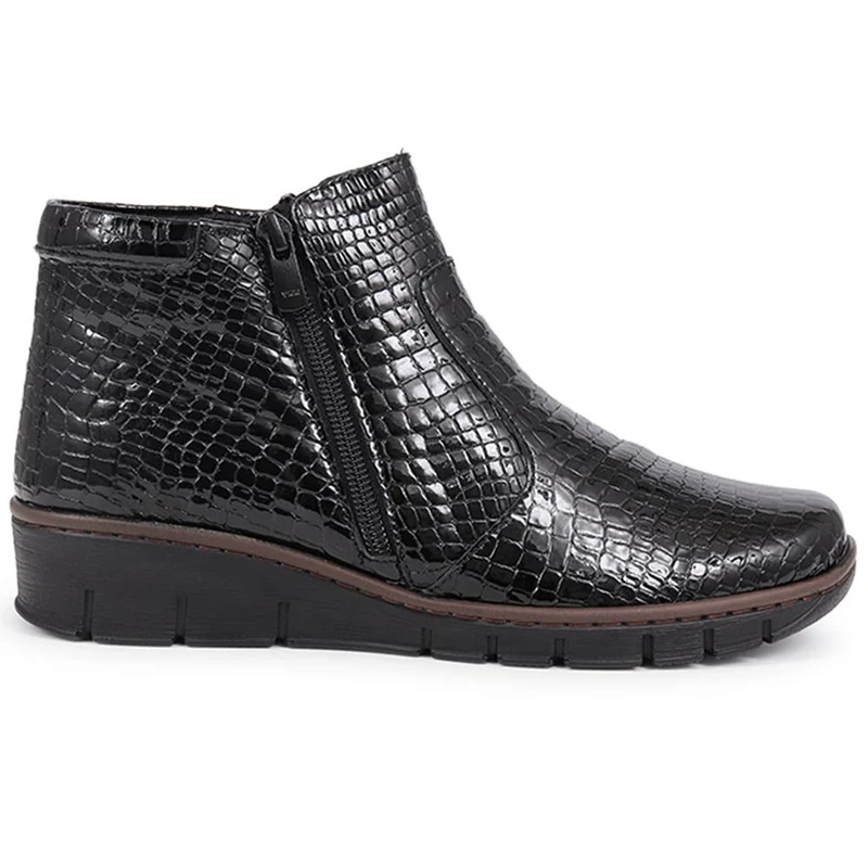 Leather Ankle Boots - LUCK40001 / 326 380 - Black Patent Croc
