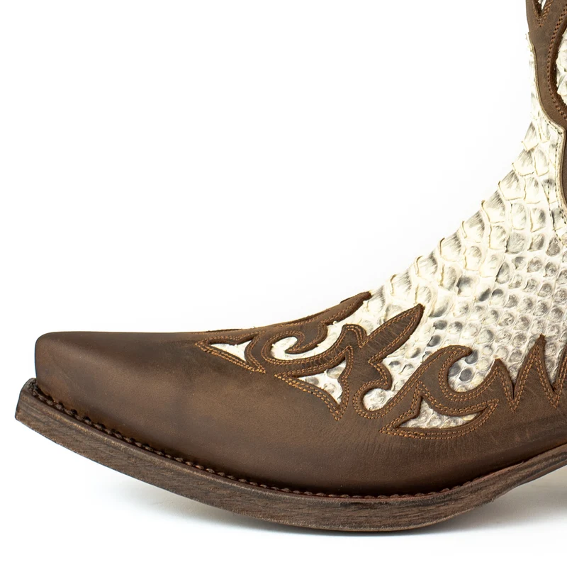 Handgefertigte Westernstiefel CowboyStiefel für Herren aus braunem und weißem geöltem Leder 2567 Texanas