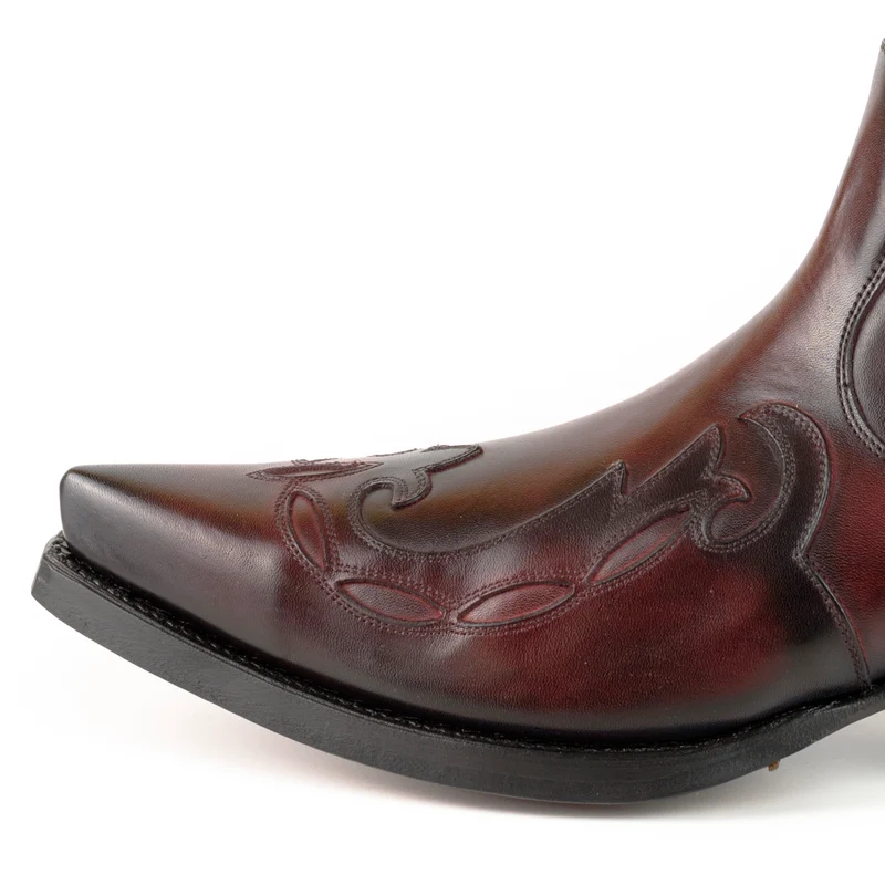 Cowboystiefel oder Stiefeletten für Damen und Herren, handgefertigt aus rotem Leder, Urban 1931