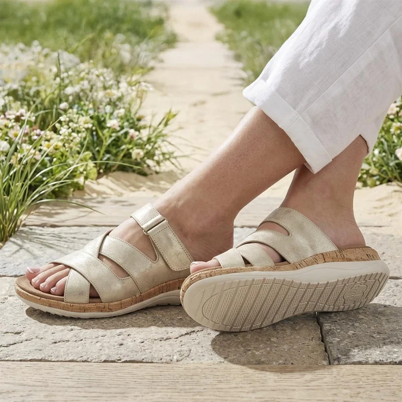 Wide Fit Adjustable Strappy Sandals - BAIZH43049 / 329 149 - Soft Gold
