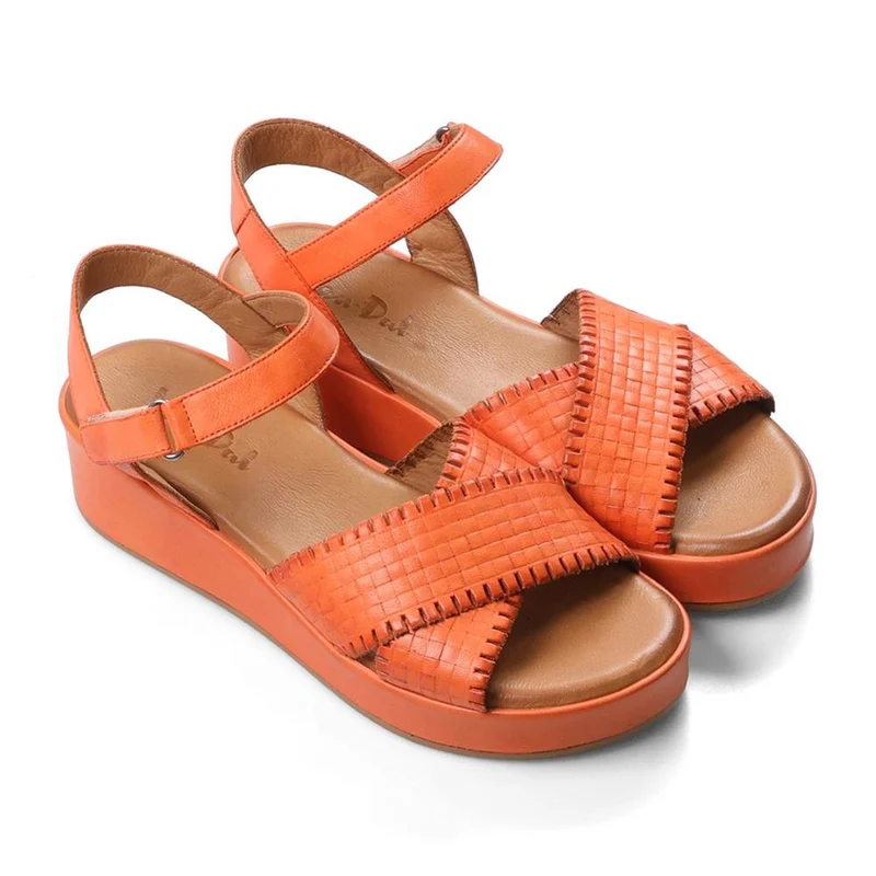 Comfort Sandals - FINCH