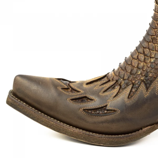 Handgefertigte Herren-Cowboystiefel oder Stiefeletten aus exotischem braunem Leder Terra 12 Texanas