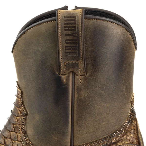 Handgefertigte Herren-Cowboystiefel oder Stiefeletten aus exotischem braunem Leder Terra 12 Texanas