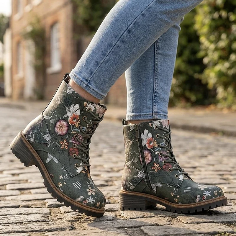 Wide Fit Floral Lace Up Boots - LAND44008 / 329 630 - Green Floral