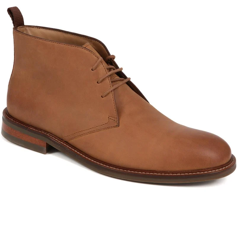 Driffield Leather Chukka Boots - DRIFFIELD / 322 608 - Tan Nubuck
