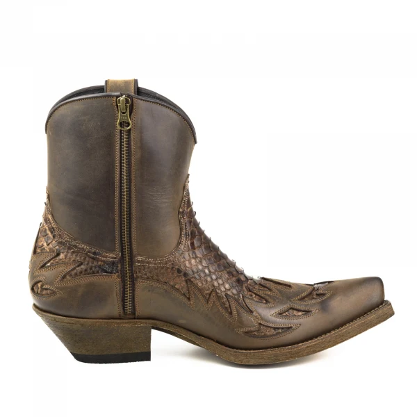 Handgefertigte Herren-Cowboystiefel oder Stiefeletten aus exotischem mattbraunem Leder 12 Texanas