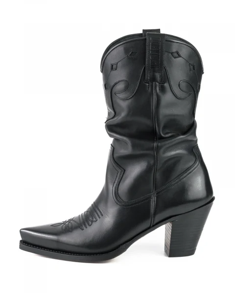 Westernstiefel CowboyStiefel für Damen handgefertigt, schwarzes Leder, gerüschtes Oberteil, 1952