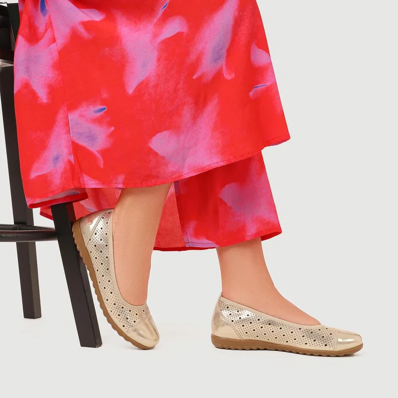 Breathable Lightweight Pumps - WBINS41010 / 327 200 - Gold