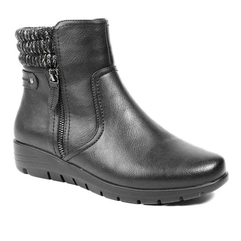 Smart Knitted Cuff Wedged Ankle Boots - WK42019 / 328 378