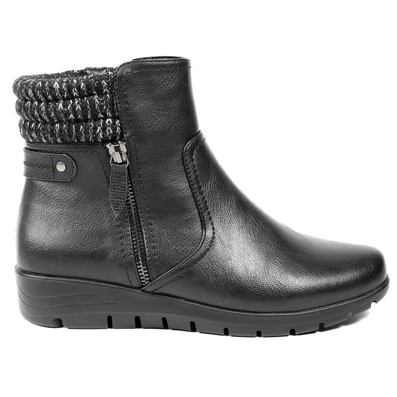 Smart Knitted Cuff Wedged Ankle Boots - WK42019 / 328 378 - Black