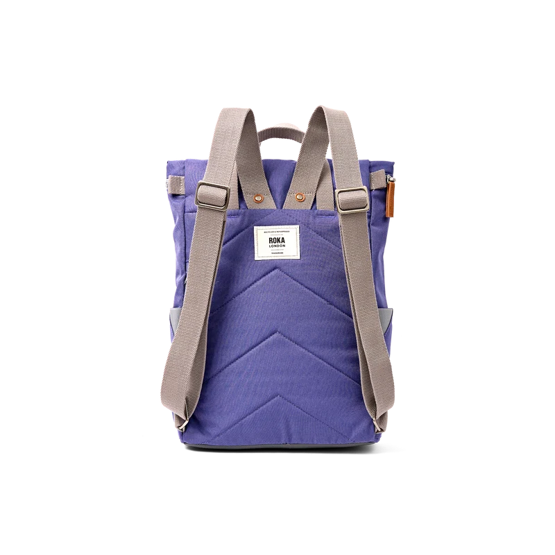 ROKA Finchley Eine mittelgroße Tasche aus recyceltem Canvas von Oceana