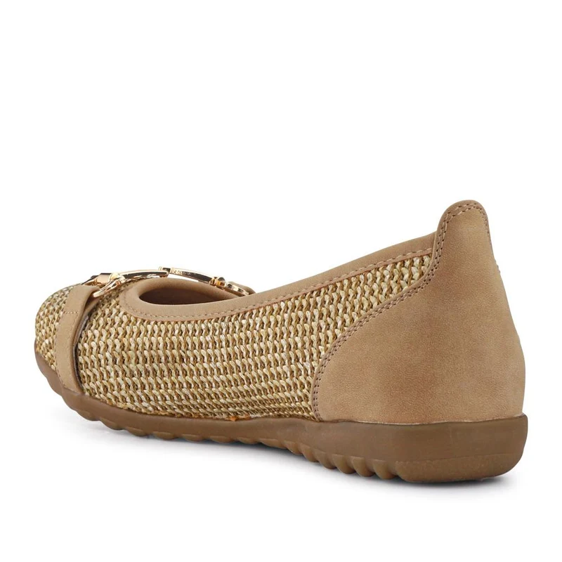 Buckle-Detailed Lightweight Pumps - WBINS41011 / 327 201 - Sand