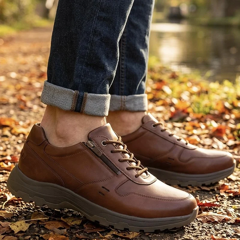 EasyFit Extra Wide Leather Lace Up Trainers - BENJAMIN / 330 157 - Cognac