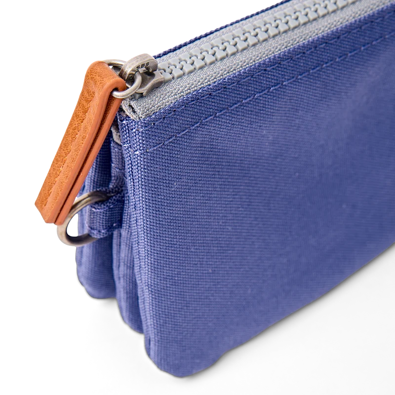 ROKA Carnaby Kleine Oceana-Geldbörse aus recyceltem Canvas