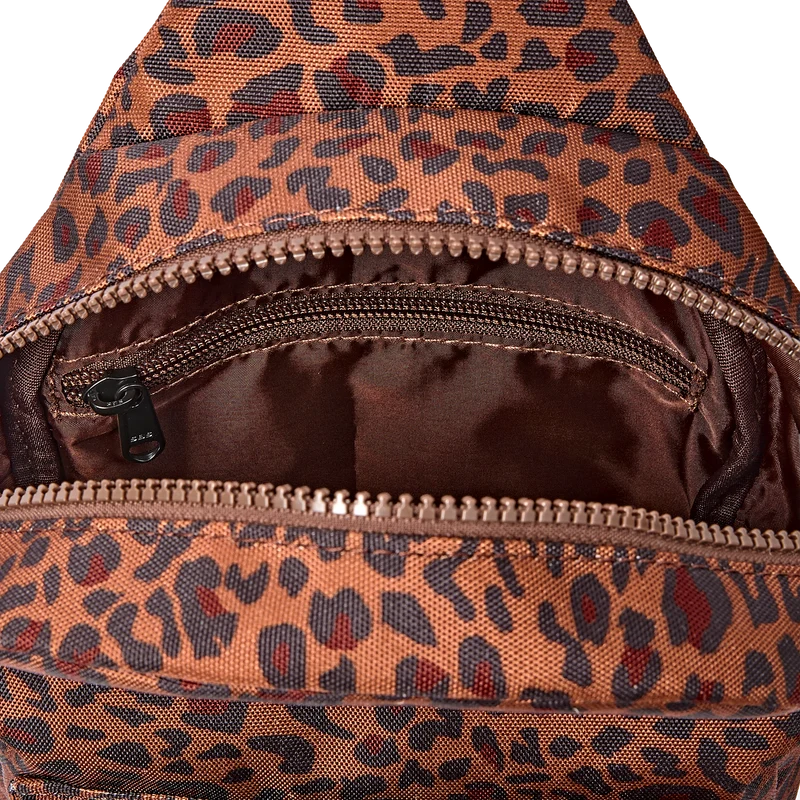 ROKA Willesden B Mini Leopard Große Tasche aus recyceltem Canvas