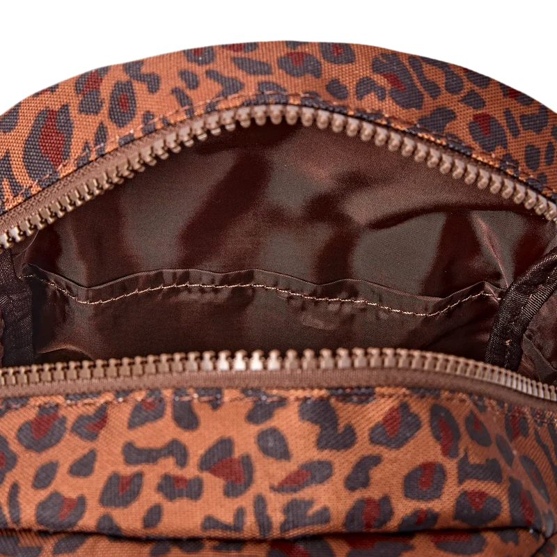ROKA Willesden B Mini Leopard Große Tasche aus recyceltem Canvas