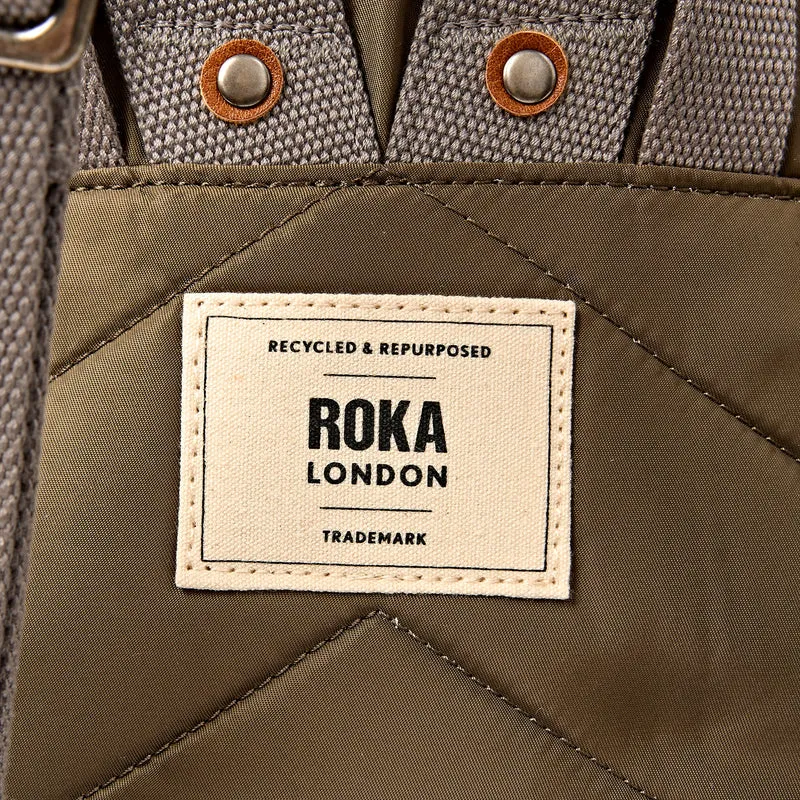ROKA Canfield Kleine Tasche aus recyceltem Nylon der US-Armee