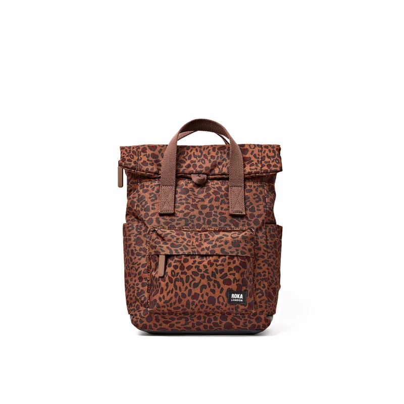 ROKA Canfield B Mini Leopard Kleine Tasche aus recyceltem Canvas