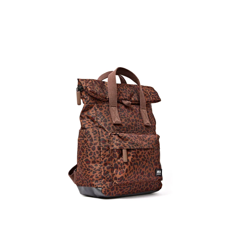 ROKA Canfield B Mini Leopard Kleine Tasche aus recyceltem Canvas