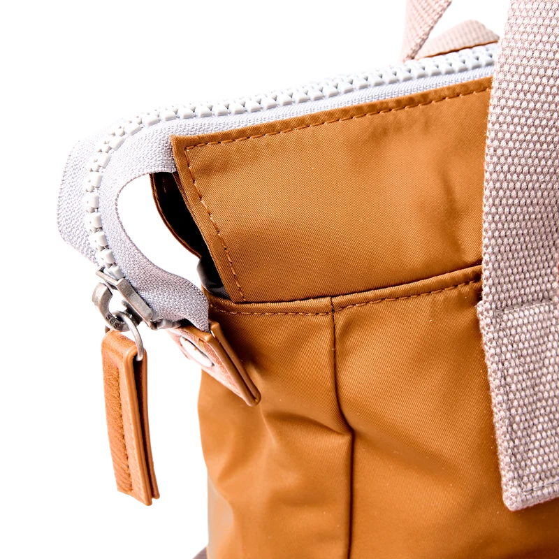 ROKA Bantry B Biscuit Kleiner Beutel aus recyceltem Nylon