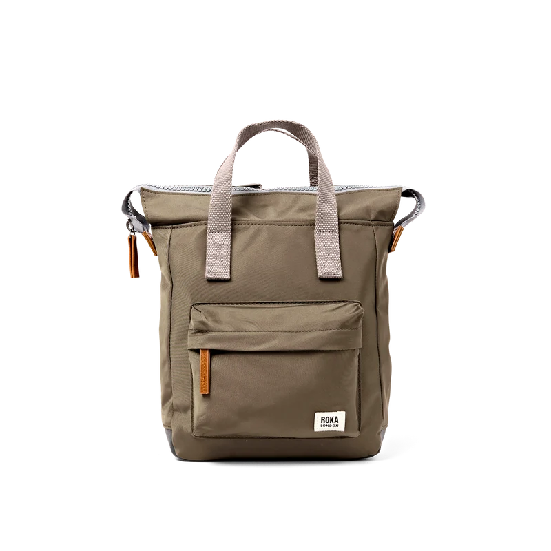 ROKA Bantry Kleine Tasche aus recyceltem Nylon, olivgrün