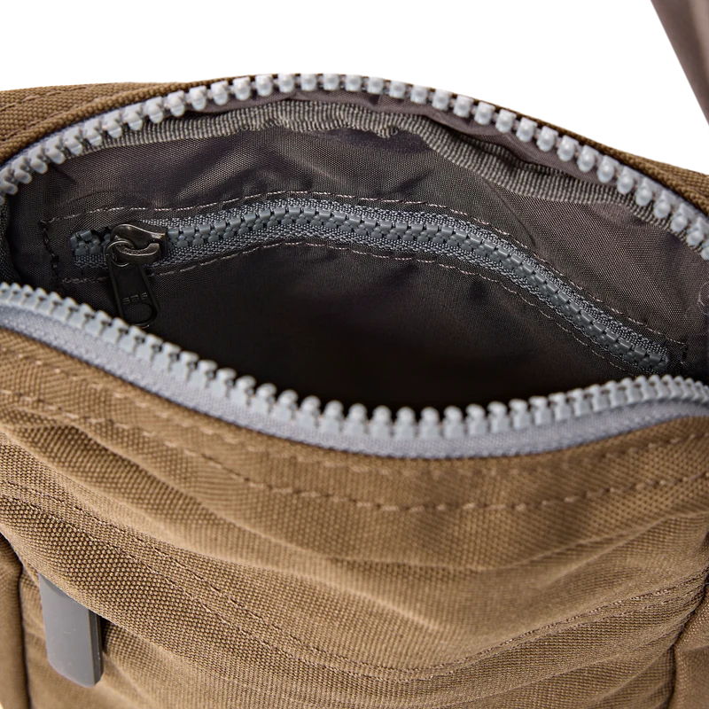 ROKA Bond Sea Spray Tasche aus recyceltem Canvas