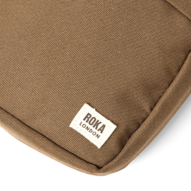 ROKA Bond Sea Spray Tasche aus recyceltem Canvas