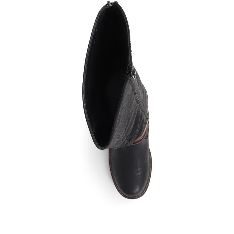 Buckle-Detailed Knee-High Boots - WBINS38070 / 324 380 - Black
