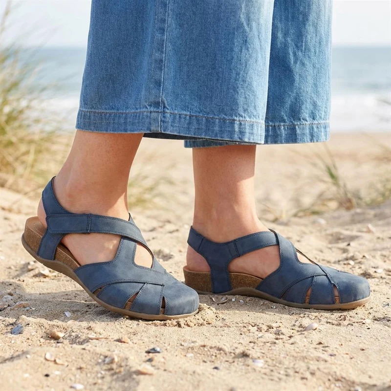 Adjustable Cushioned Sandals - WOIL43023 / 328 998 - Navy