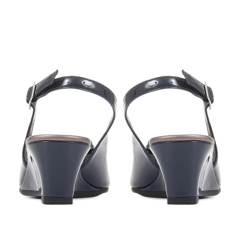 Slingback Peep-Toe Wedge Heels - HUANG35009 / 322 265 - Navy Patent