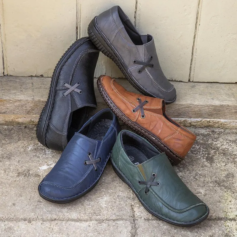 Leather Slip On Shoes - HAK32019 / 319 116 - Tan