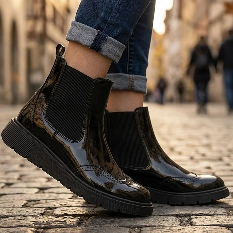 Wide Fit Wedge Heel Slip On Ankle Boots - WBINS44021 / 329 971 - Black Patent