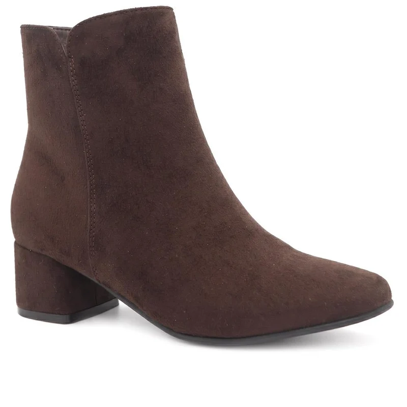 Wide Fit Smart Block Heel Ankle Boots - WBINS44007 / 329 746 - Brown
