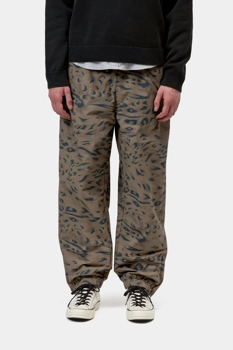Carhartt WIP Travon Herrenhose | Cypress mit Entenfedernmuster