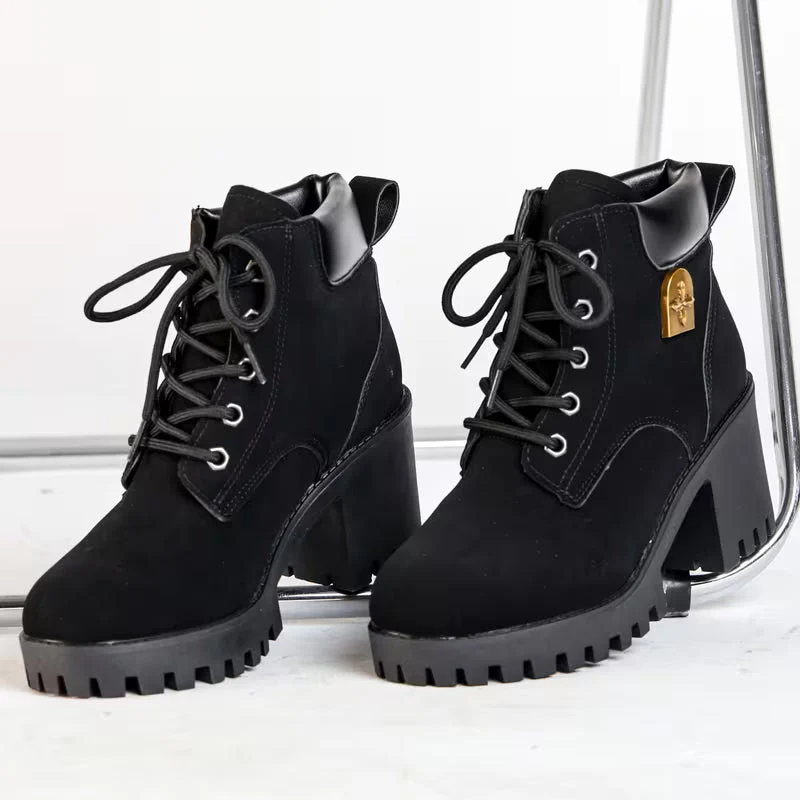 Donjeta – Schnürstiefeletten mit klobigem Absatz
