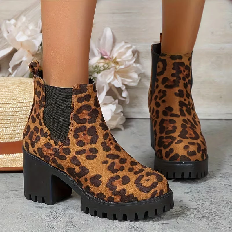 Donjeta – Schnürstiefeletten mit klobigem Absatz