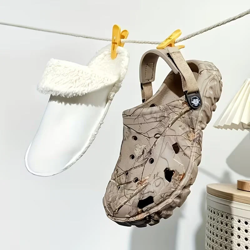 Sjoukje – Mit Fleece Gefütterte Clogs im Camouflage Schau mit Verstellbaren Riemen