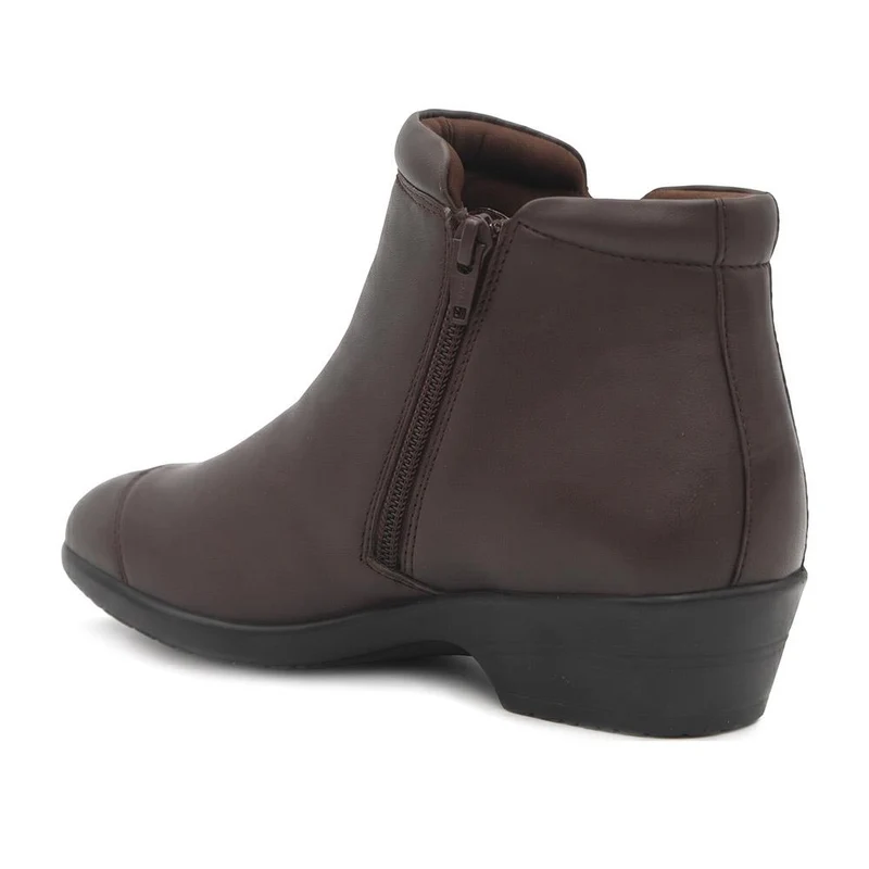 Lightweight Leather Ankle Boots - KF38012 / 324 468 - Chocolate