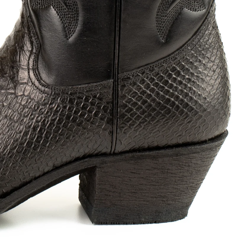 Damen-Cowboy-Country- und Westernstiefel 2524 aus schwarzem Leder