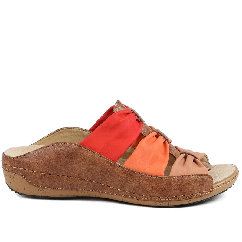 Flexible Triple Bow Cushioned Sandals - WBINS43014 / 329 090 - Tan-Red