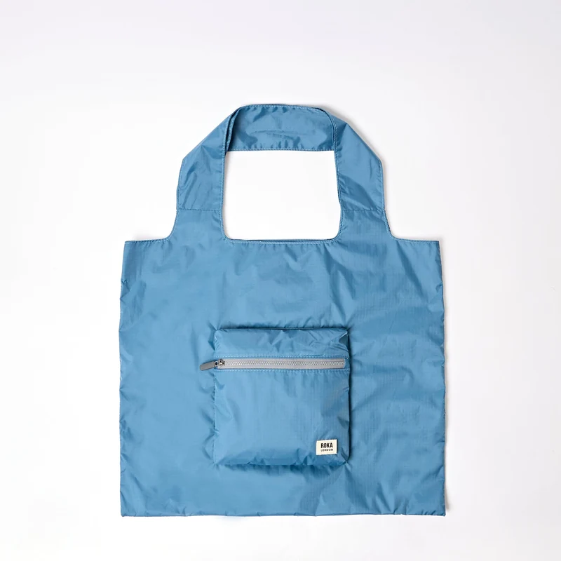 ROKA Borough Medium Tasche aus recyceltem Ripstop-Nylon | Retro-Blau