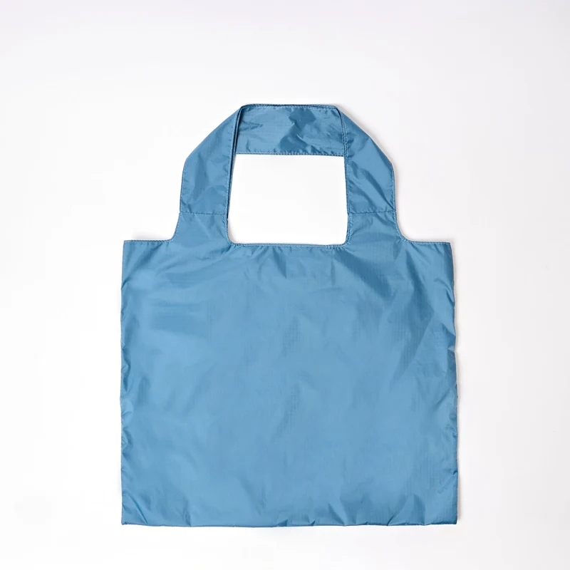 ROKA Borough Medium Tasche aus recyceltem Ripstop-Nylon | Retro-Blau