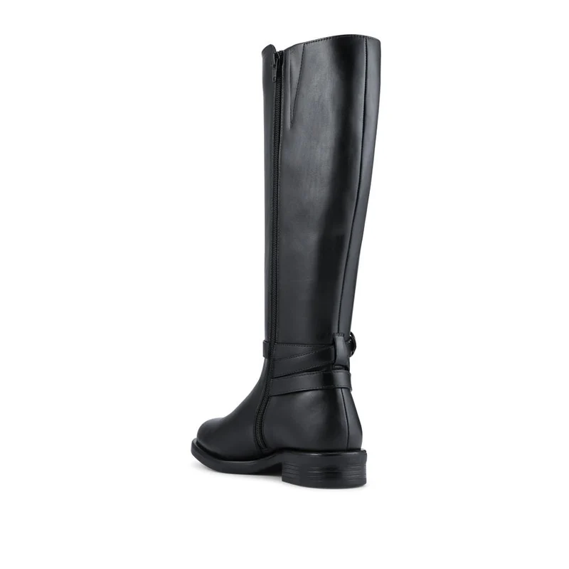 Wide Fit Leather Long Boots With Buckle Detail - PRFEM42014 / 328 626 - Black
