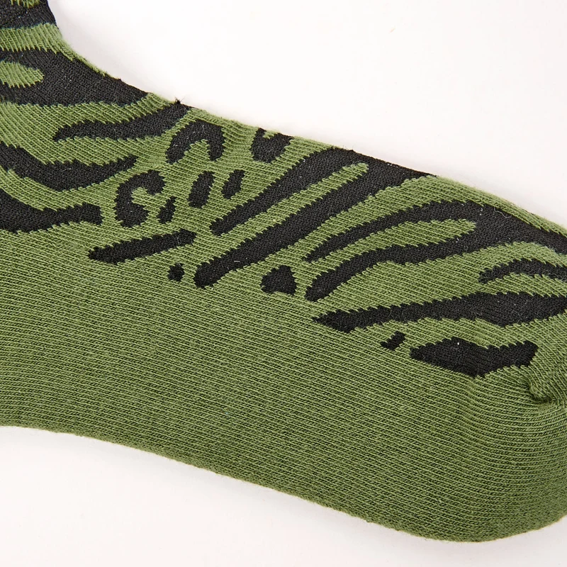 ROKA Wembley Bio-Baumwoll-Crop-Socken | Gemischtes Tier-Artischockenmuster