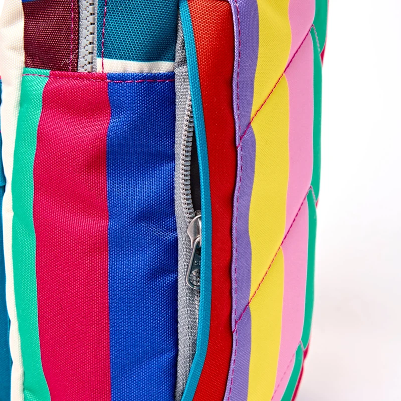 ROKA Willesden B Wide Multi Stripe Große Tasche aus recyceltem Canvas