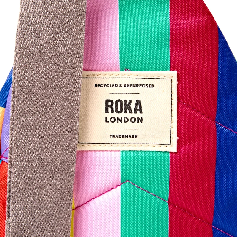 ROKA Willesden B Wide Multi Stripe Große Tasche aus recyceltem Canvas