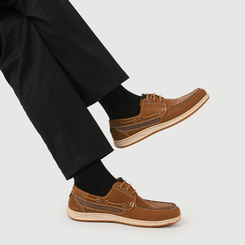 Leather Lace-Up Boat Shoes - SHAFI41001 / 327 096 - Brown