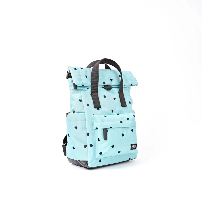ROKA Canfield Kleine Tasche aus recyceltem Canvas mit Herzmuster