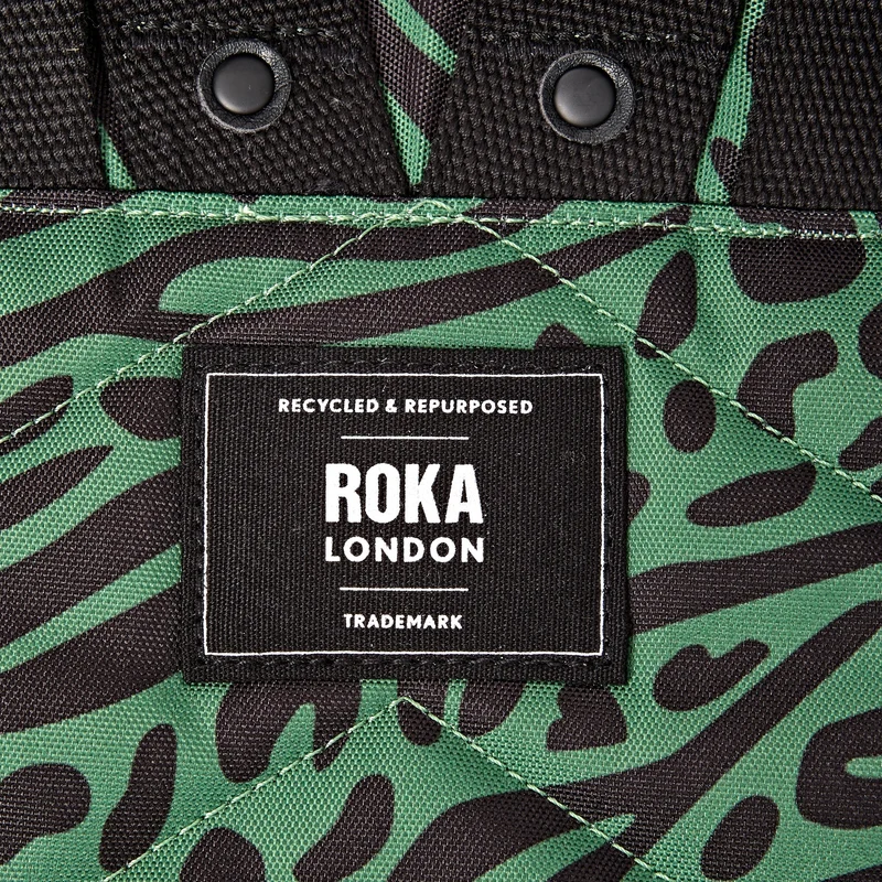 ROKA Bantry B Gemischte Tiere Artischocke Kleine recycelte Canvas-Tasche