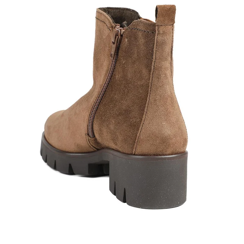 Bodo Chunky Chelsea Boots - GAB36506 / 322 689 - Brown Suede